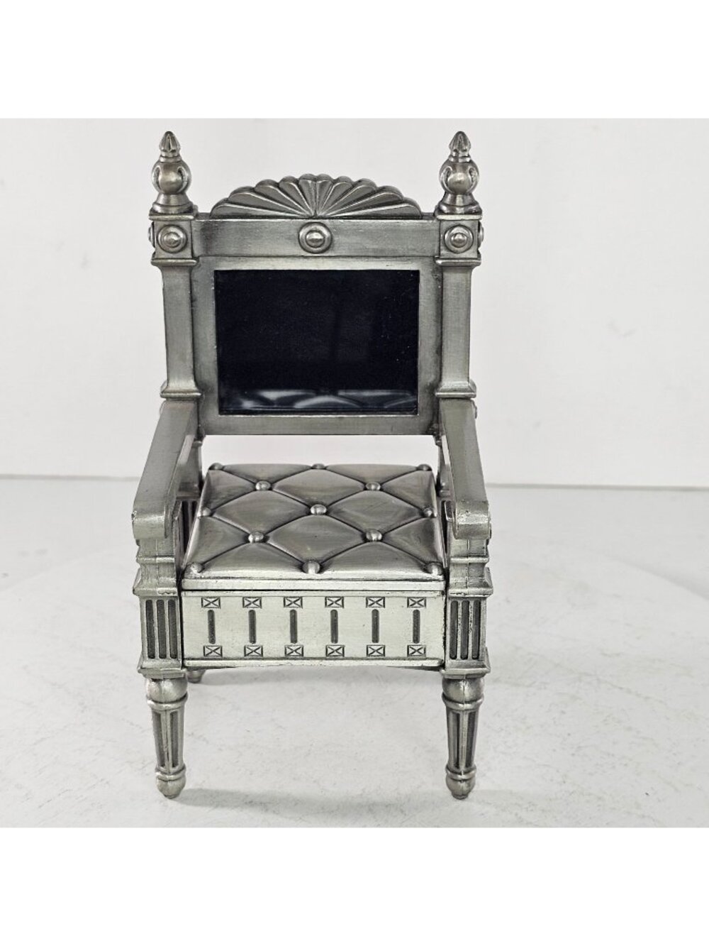 Royal Limited Chair Keepsake Box Photo Trinket Holder Throne Regal